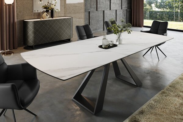 Luxusní rozkládací industriální mramorový bílý jídelní stůl Marbleux s černými kovovými nohami a oblými rohy 230 cm