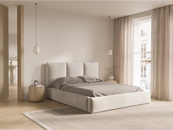 Krémová sametová čalouněná dvoulůžková postel s úložným prostorem s roštem 200x200 cm Brody – Mazzini Beds