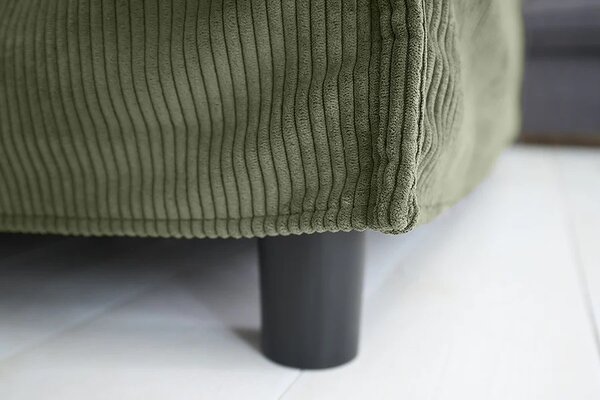 Moderní designová čtvercová taburetka Heaven s odnímatelným zeleným manšestrovým potahem 100 cm