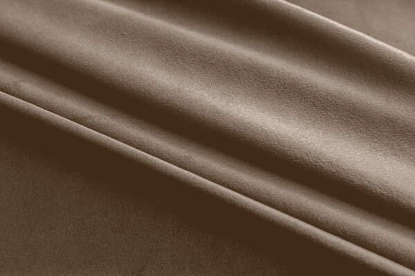 Béžový zatemňovací závěs VELVET 140x270 cm Zavěšení: Řasící páska