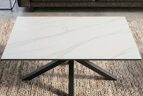 Moderní obdélníkový keramický konferenční stolek Ceramia Blanca s designem bílého mramoru s překříženýma černýma nohama 100 cm
