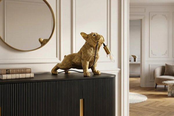 Designová glamour stolní lampa Tierra Glam se sochou buldoka držícího žárovku ve zlaté barvě 35 cm