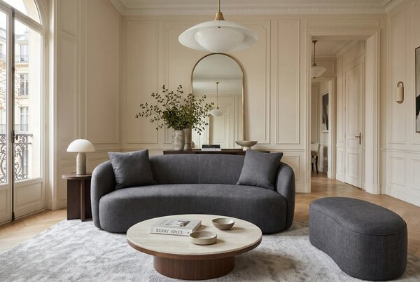 Moderní designová oválná sedačka Magritte organického tvaru se sametovým potahem v šedé barvě se dvěma polštáři 178 cm