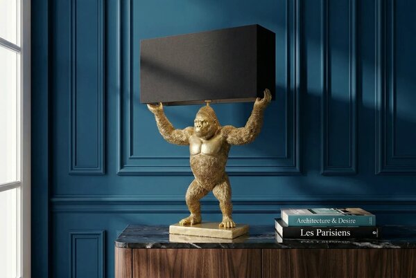 Designová glamour stolní lampa Tierra Glam se zlatou podstavou ve tvaru stojící opice s černým obdélníkovým stínítkem 65 cm