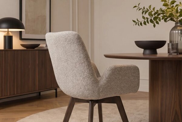 Designová skandinávská otočná jídelní židle Gothenborg s buklé potahem a dubovýma nohama v hnědých a šedých tónech 61 cm