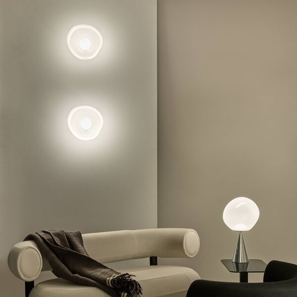 Tom Dixon LED nástěnné světlo Melt, Ø 29 cm, opálová/chromová, stmívatelný, Chrom / stříbro, Obývací pokoj / jídelna, Plast, Design