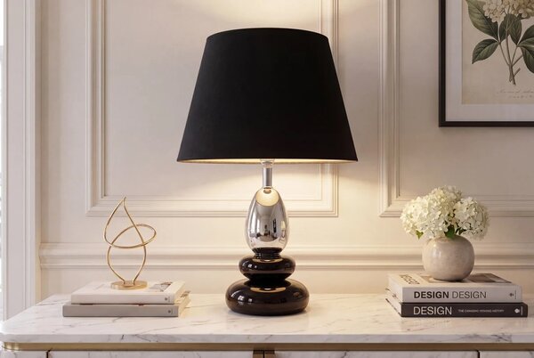 Art deco moderní stolní lampa Caillou s podstavou s designem oblázků v černé barvě se stříbrným detailem 45 cm
