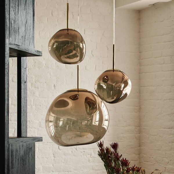 Tom Dixon závěsné světlo Melt, Ø 28 cm, bronzová barva, objímka, stmívatelný, Bronz / starožitná mosaz, Obývací pokoj / jídelna, Plast, Design