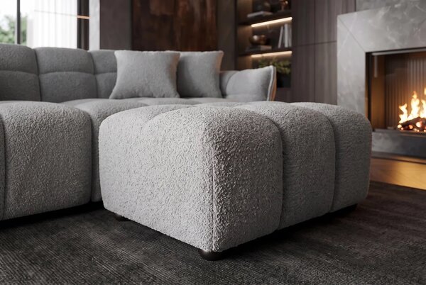 Designová moderní buklé obdélníková taburetka Yang ve světle šedé barvě s hlubokým čtvercovým prošíváním 100 cm
