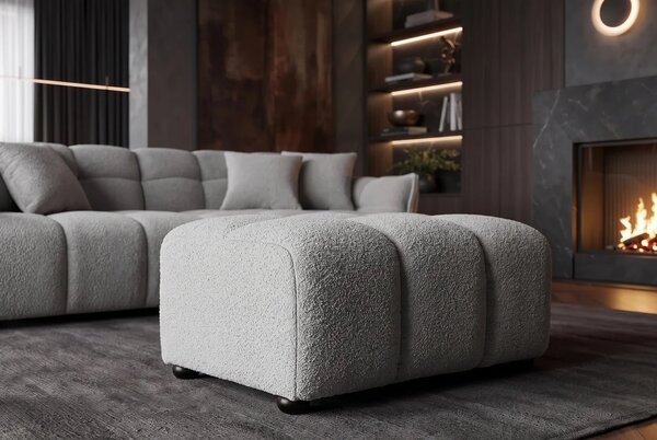 Designová moderní buklé obdélníková taburetka Yang ve světle šedé barvě s hlubokým čtvercovým prošíváním 100 cm