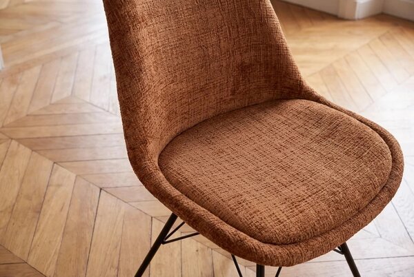 Designová retro hnědá jídelní židle Scandinavia s čalouněním s žinylkovým potahem a černou kovovou podstavou 50 cm