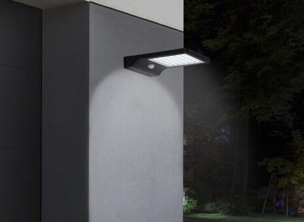 HÖFFTECH - LED Solární nástěnná lampa se senzorem LED/3,7V 2200 mAh IP44