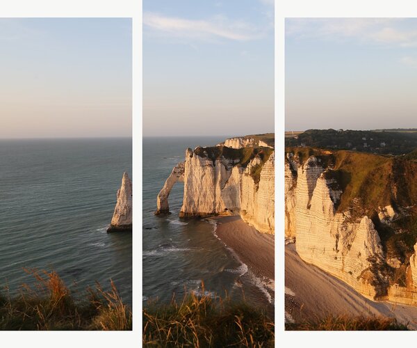 Útesy Étretat v teplém večerním světle – Třídílný obraz B, 120 × 100 cm