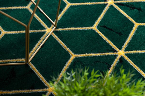Koberec EMERALD exkluzivní 1014 glamour, styl kostka lahvově zelený / zlatý