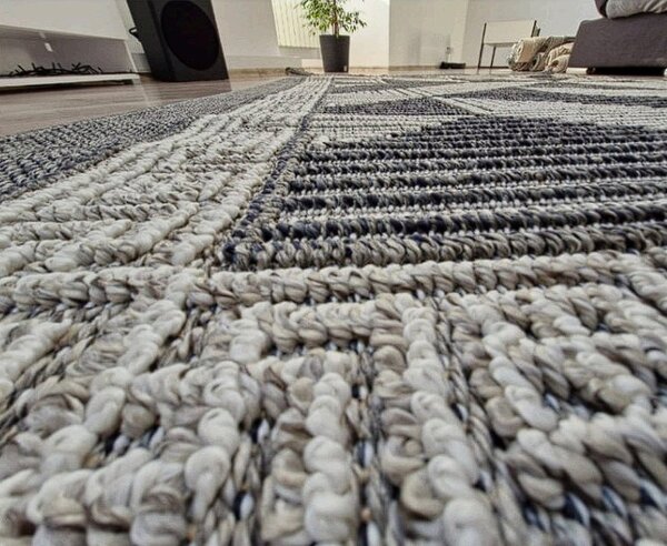 HU Šedý moderní koberec Boho 874-S s kostkovaným vzorem Rozměr: 60x100 cm