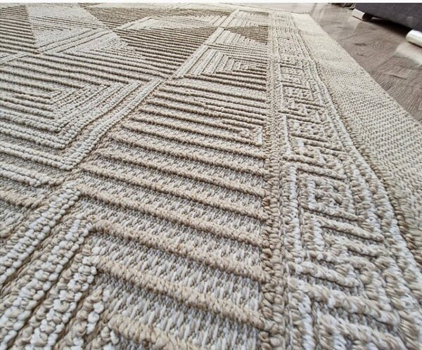 HU Moderní béžový koberec Boho 874-B s kostkovaným vzorem Rozměr: 60x100 cm