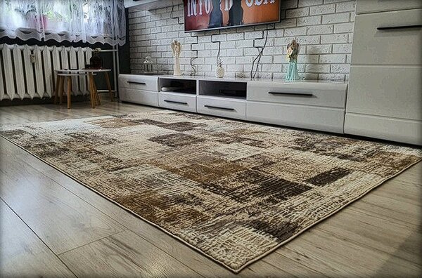 HU Šedý koberec s linkovaným vzorem Luxess 33-Grey Rozměr: 60x110 cm