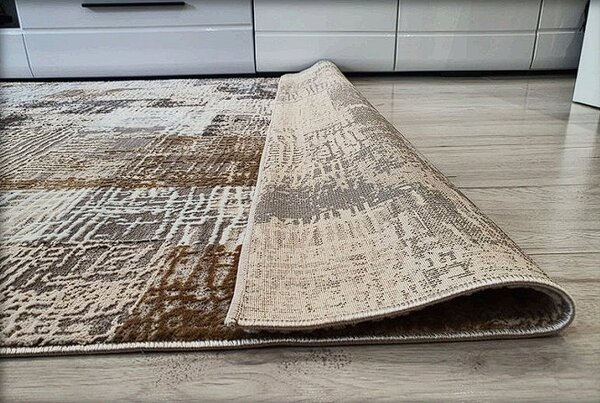HU Šedý koberec s linkovaným vzorem Luxess 33-Grey Rozměr: 60x110 cm
