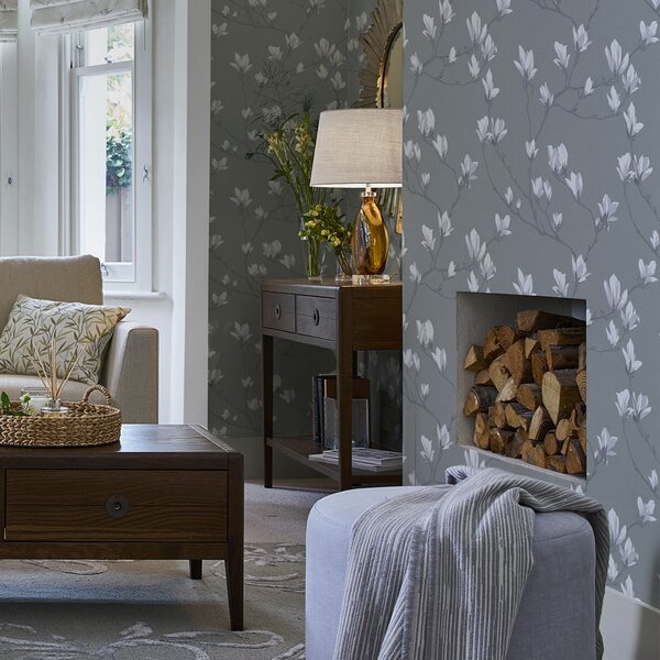 Vliesová tapetana zeď, šedá, květy magnólií, 113354, Laura Ashley Signature