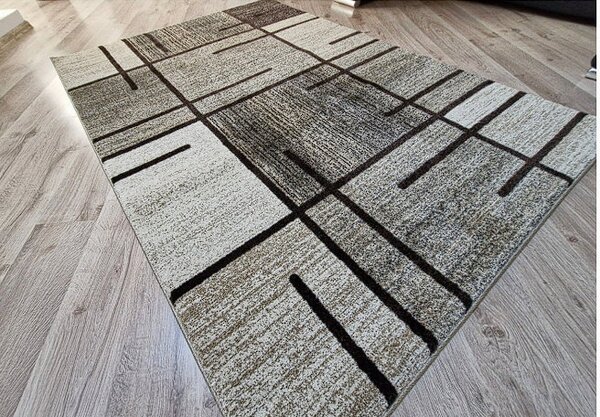 HU Moderní béžovo-hnědý koberec s kostkovaným vzorem Rio 685A-Beige-Fume Rozměr: 60x100 cm
