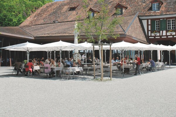 Glatz Profesionální slunečník Fortero, Glatz, čtvercový 250x250 cm (2,5x2,5 m), natur, rám eloxovaný hliník, potah polyester 220 g/m2