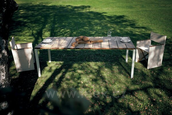 Roda Skládací jídelní křeslo s výpletem po stranách Orson, Roda, 57x50x84 cm, rám teak, výplet batyline barva dle vzorníku