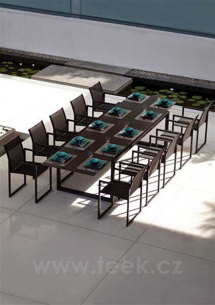 Royal Botania Jídelní stůl rozkládací Ninix, Royal Botania, 150-270x100x75 cm, rám ocel barva anthracite, deska keramika černá