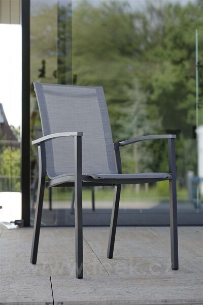 Stern Stohovatelné jídelní křeslo Evoee, Stern, 56x66x95 cm, rám lakovaný hliník šedočerný (anthracite), výplet textilen stříbrný (silver), Područky šedé (grey)