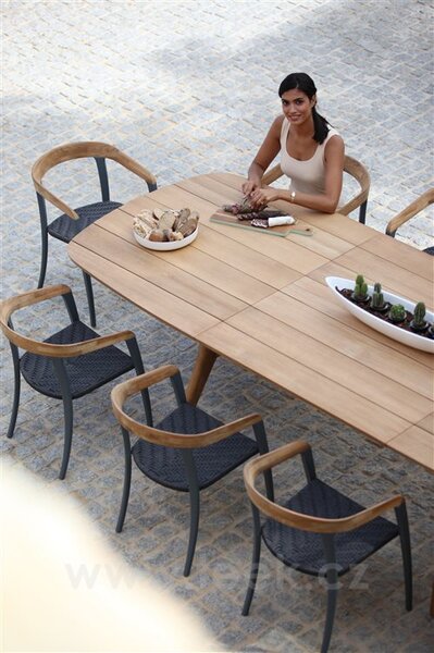 Royal Botania Teakový jídelní stůl rozkládací Zidiz, Royal Botania, 220-320x120x75,5 cm, rám teak, deska teak
