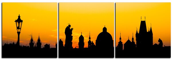 Obraz na plátně - Siluety věží a sochy v Praze - panoráma 5112B (90x30 cm)