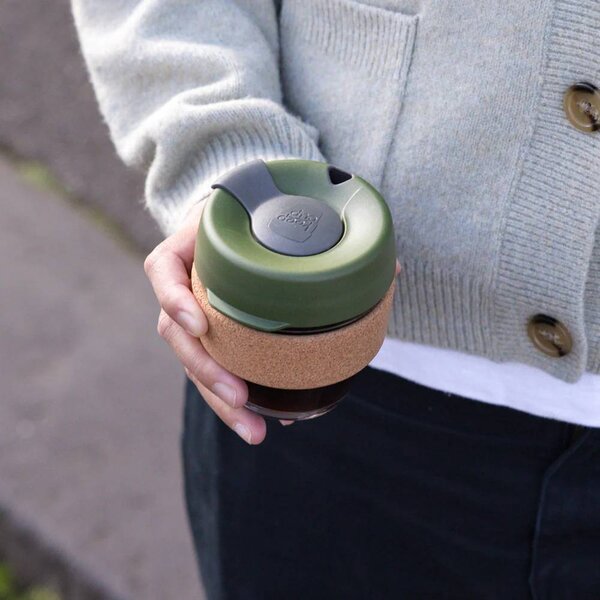 Skleněný hrnek KeepCup Brew Cork Pine S, 227 ml