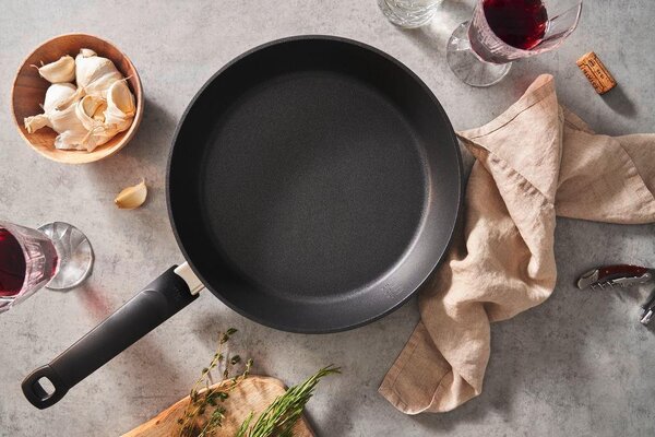 PÁNEV NA SMAŽENÍ 28 cm Fissler - Online Only vaření, Online Only