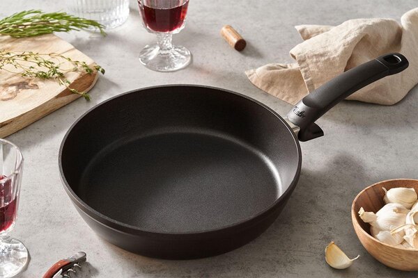 PÁNEV NA SMAŽENÍ 24 cm Fissler - Online Only vaření, Online Only