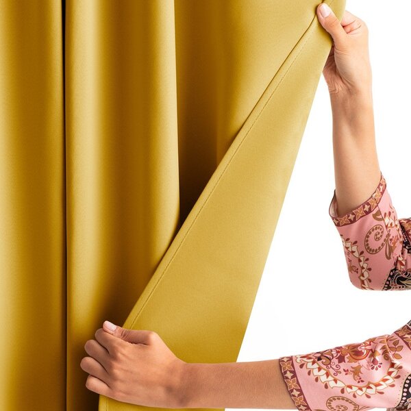 Žlutý dimout závěs 140x245 cm Kierra – Restilo
