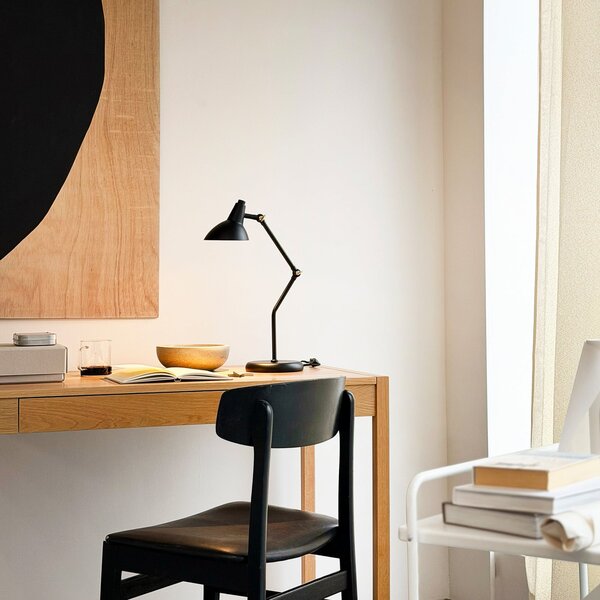Stolní lampa Dyberg Larsen, Vela, Černá, Obývací pokoj, Kov, Skandinávský