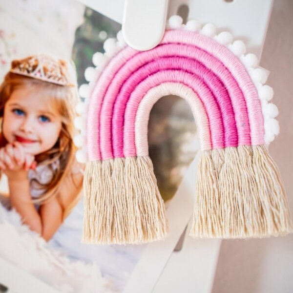Malá růžová macramé duha