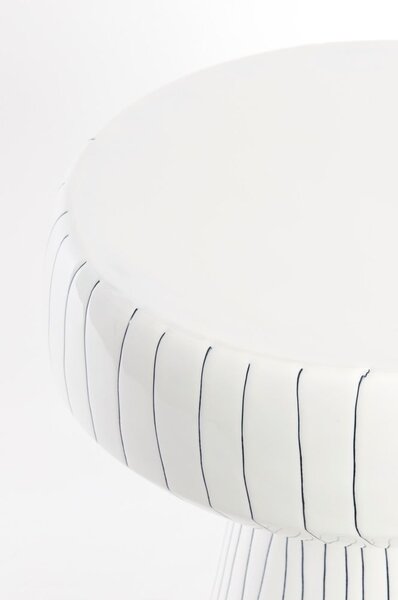 Kovový kulatý odkládací stolek ø 38 cm Dakwa – Light & Living