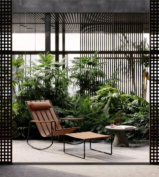 Royal Botania Betonový odkládací boční stolek Conix, Royal Botania, kulatý 40x28 cm, podnož beton cement grey, deska teak