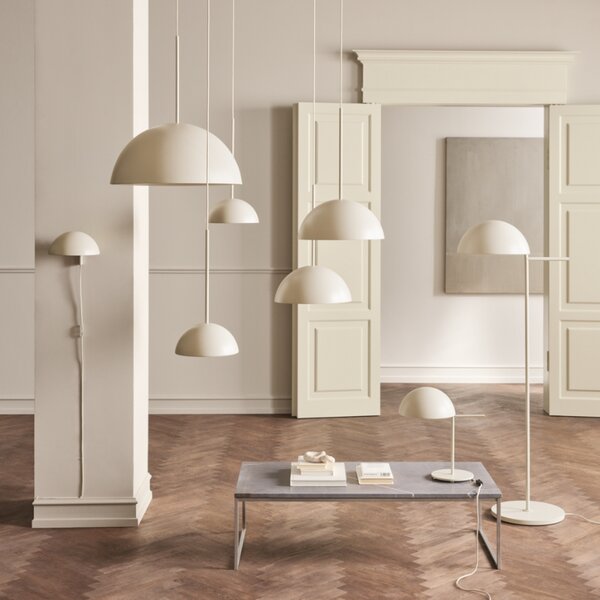 Bolia Mosazné kovové závěsné LED světlo Aluna 38 cm