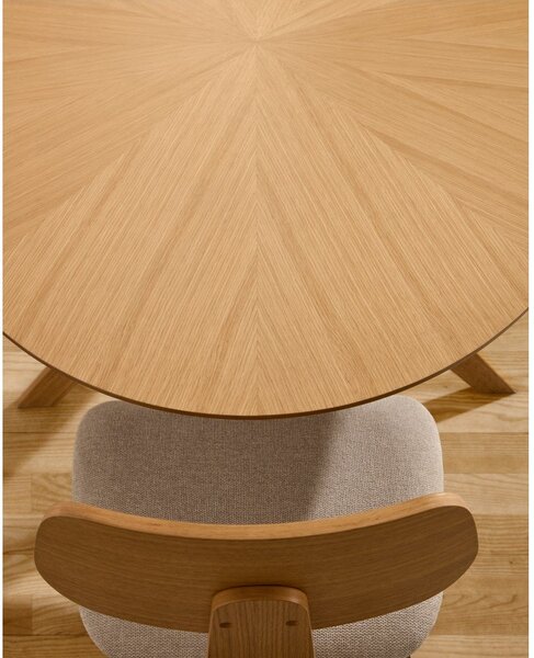Jídelní stůl s deskou v dubovém dekoru 110x180 cm Naanim – Kave Home