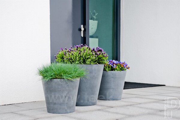 Pottery Pots Venkovní květináč kulatý Bucket XS, Grey (barva šedá), kolekce Natural, kompozit Fiberstone, průměr 40 cm x v 35 cm, objem cca 33 l