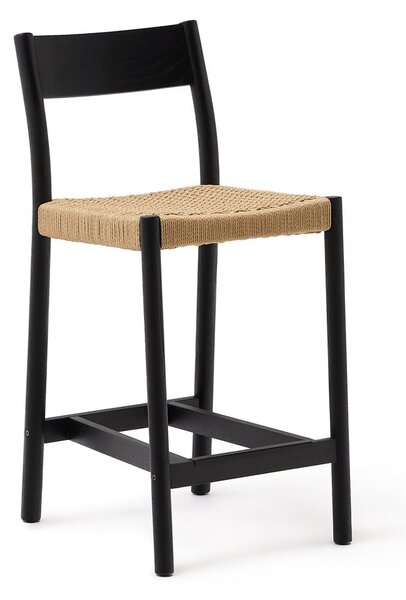 Černá/v přírodní barvě barová židle z dubového dřeva (výška sedáku 65 cm) Yalia – Kave Home