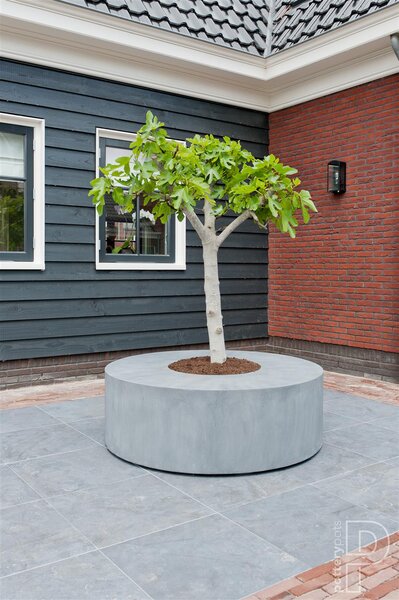 Pottery Pots Venkovní květináč kulatý Jumbo Seating Round, Grey (barva šedá), kolekce Natural, kompozit Fiberstone, průměr 140 cm x v 47,5 cm, objem cca 116 l