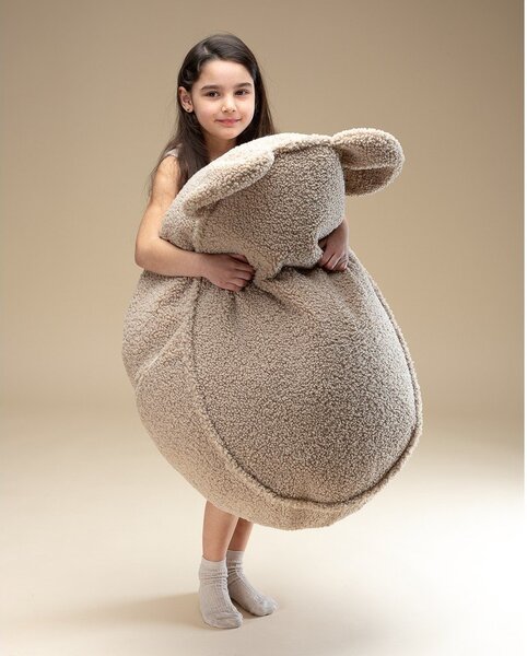 Světle hnědý dětský sedací vak z textilie bouclé Bear – Wigiwama