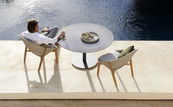 Tribu Jídelní stůl T-Table, Tribu, kulatý 90x76 cm, rám lakovaná nerez barva white, deska glazovaný lávový kámen barva linen