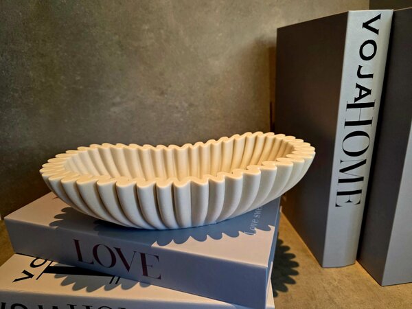 VOJA HOME Dekorativní mísa Unda Pura ve tvaru vlnky – 25×12,5×6,5 cm