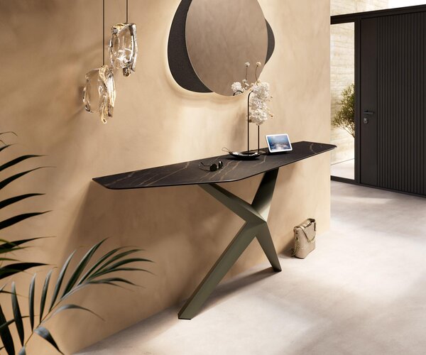 DELIFE Konzolový stůl Edge polygonální 180×50 cm keramika Laminam® Noir Desir hnědá Zentharo kov titanová barva