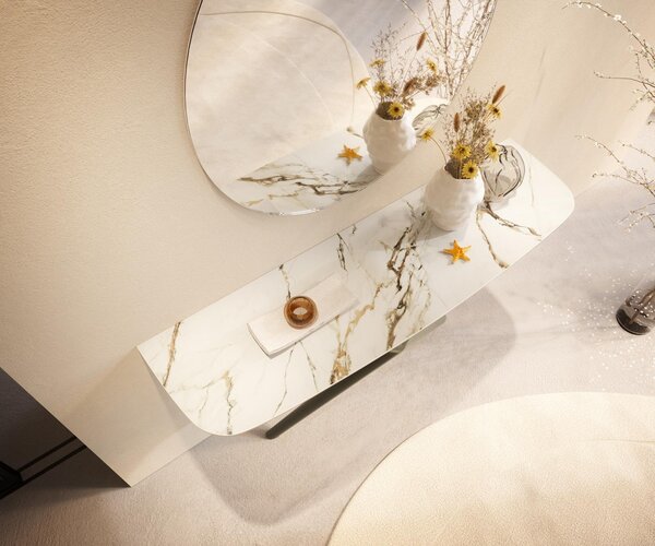 DELIFE Konzolový stůl Edge oválný tvar 140×40 cm keramika Calacatta Luxe bílá zlatá šedá Estelo kov titanová barva