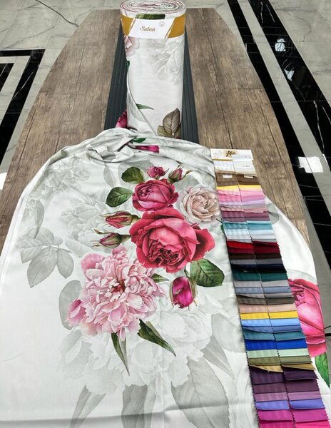 Ervi Bavlna Satén Delux š.240 cm - Růžové růže a pivoňky - 964, metráž