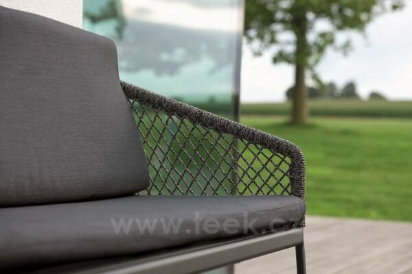 Stern Jídelní 2-místná lavice Odea, Stern, 158x66x88 cm, rám lakovaný hliník černý (black matt), lankový výplet pepper, sedáky 100% akryl Silk Black